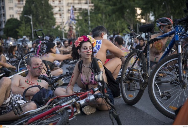 Φωτογραφίες από τη Γυμνή Ποδηλατοδρομία της Θεσσαλονίκης