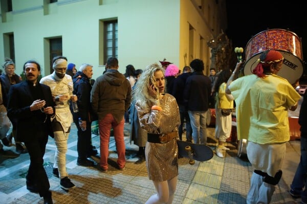 To αυθεντικό Καρναβάλι του Μεταξουργείου - Φωτογραφίες από το αποκριάτικο street party της Αθήνας