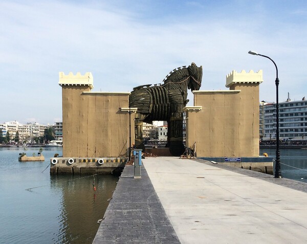 "'Ιπποι σε στάση ηρεμίας"