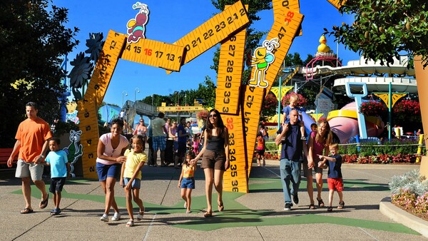«Sesame Place»: Το πρώτο θεματικό πάρκο στον κόσμο για παιδιά με αυτισμό και ειδικές δεξιότητες