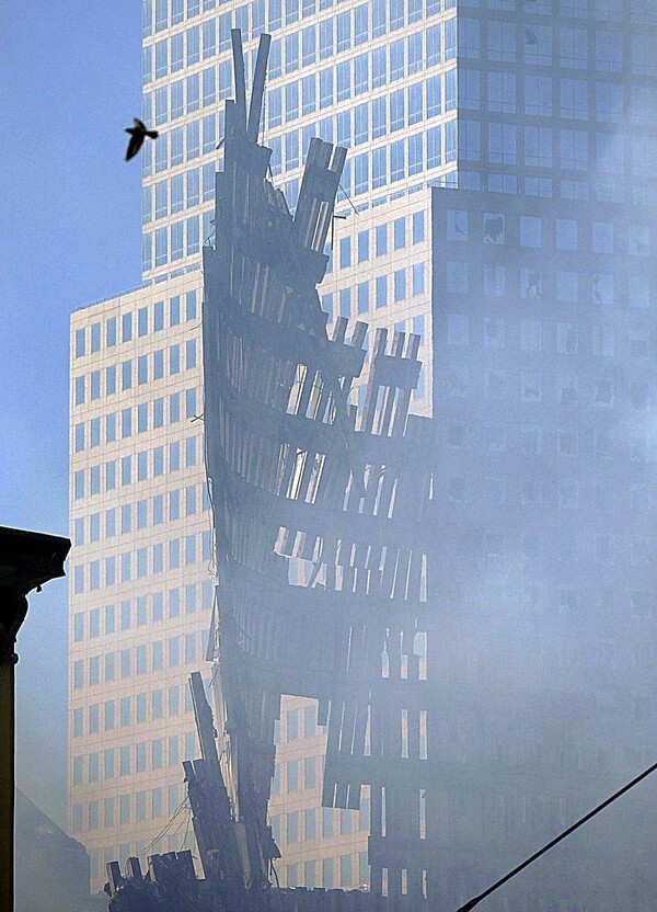 Δεκαεπτά χρόνια από την 11η Σεπτεμβρίου: Χωρίς ταυτοποίηση παραμένουν 1.100 θύματα