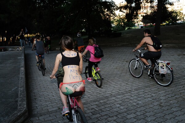 30 φωτογραφίες από την 9η Γυμνή Ποδηλατοδρομία της Θεσσαλονίκης