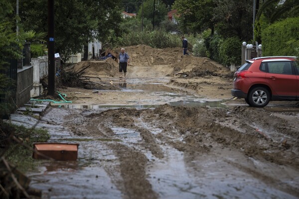 Εικόνες καταστρoφής από τις πλημμύρες στα Βρασνά Θεσσαλονίκης