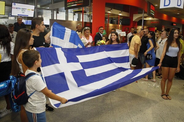 Επέστρεψαν στην Αθήνα οι «χρυσοί» έφηβοι του πόλο