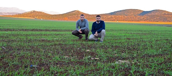 Τεχνητή Νοημοσύνη στα χωράφια από δύο νέους αγρότες στο Βόλο