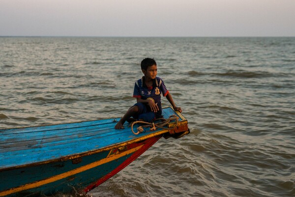 Δύο Έλληνες φωτογράφοι ανακαλύπτουν το Λάος και την Καμπότζη