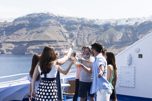 Vitamin Sea στο Αιγαίο της καρδιάς μας