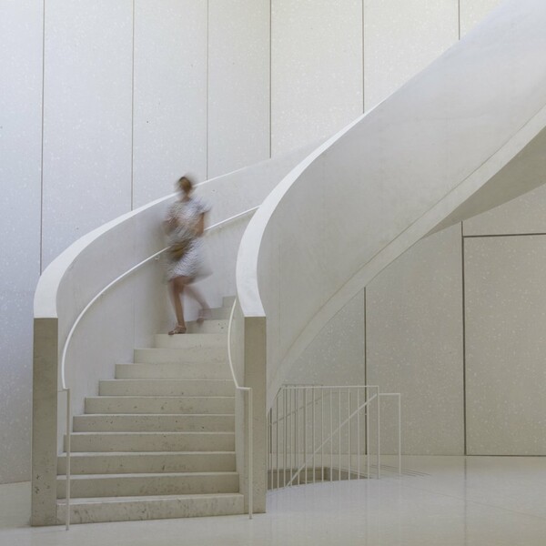 Αυτές είναι οι 10 πιο εντυπωσιακές σκάλες του 2015 σύμφωνα με τo αρχιτεκτονικό περιοδικό Dezeen