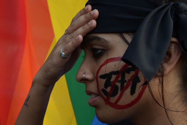 Απόφαση ορόσημο στην Ινδία - Νόμιμο το ομοφυλοφιλικό σεξ