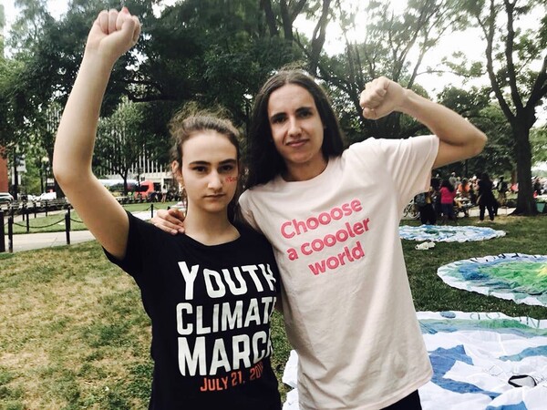 Οι ανήλικοι ακτιβιστές της κλιματικής αλλαγής περνάνε στην επίθεση