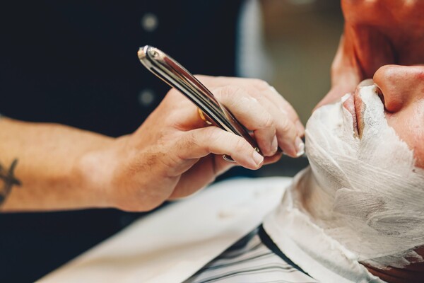 Peaky Barbers Athens: ένα παραδοσιακό, εγγλέζικου στυλ barbershop