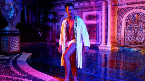 Η δολοφονία του Gianni Versace: Ψυχοπαθολογία σε παστέλ αποχρώσεις