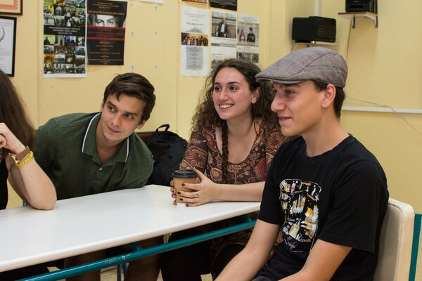 Ένα σχολείο σινεφίλ! Μιλούν οι βραβευμένοι μαθητές του διαγωνισμού «Πάμε Σινεμά»