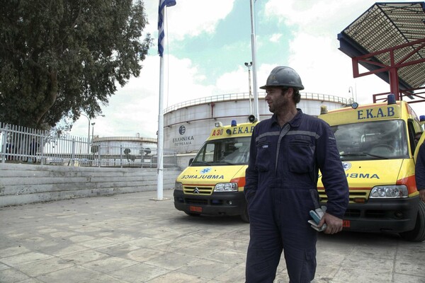 27χρονος νεκρός από τη φωτιά στα διυλιστήρια στις 8 Μαΐου