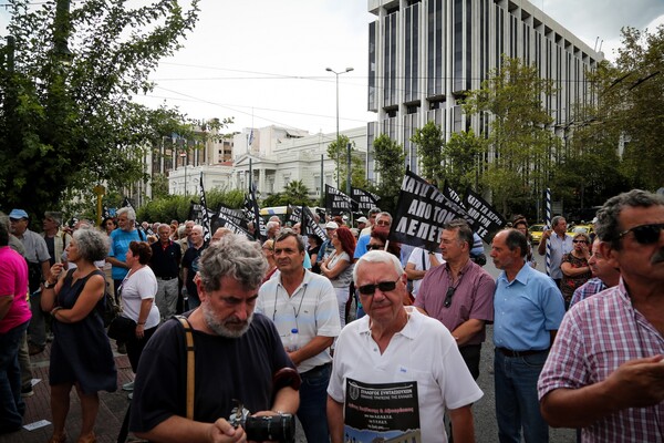 Μήνυση συνταξιούχων κατά του υπουργείου Εργασίας