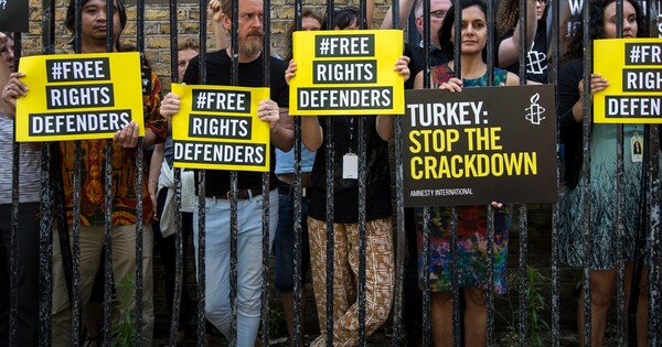 Ο Kumi Naidoo για τα ανθρώπινα δικαιώματα στην Τουρκία: «Δεν θα μείνουμε σιωπηλοί»