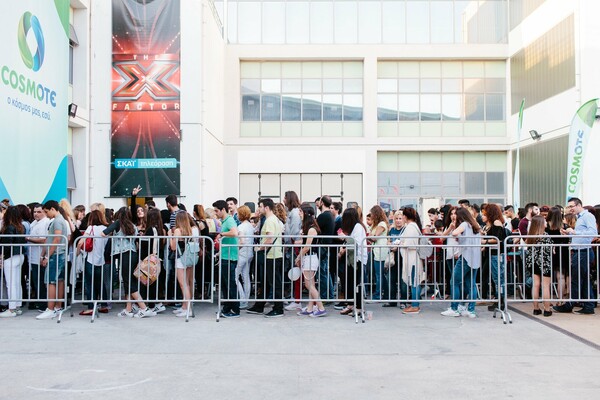 Backstage στο live του X-Factor: εκεί που πεθαίνει το εναλλακτικό