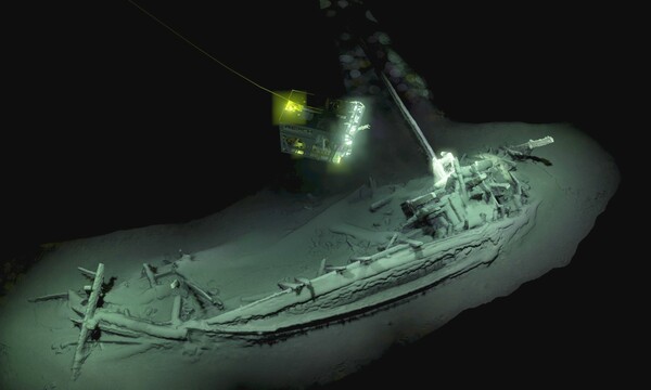 Βρήκαν στη Μαύρη Θάλασσα το αρχαιότερο άθικτο ναυάγιο του κόσμου - και είναι αρχαιοελληνικό