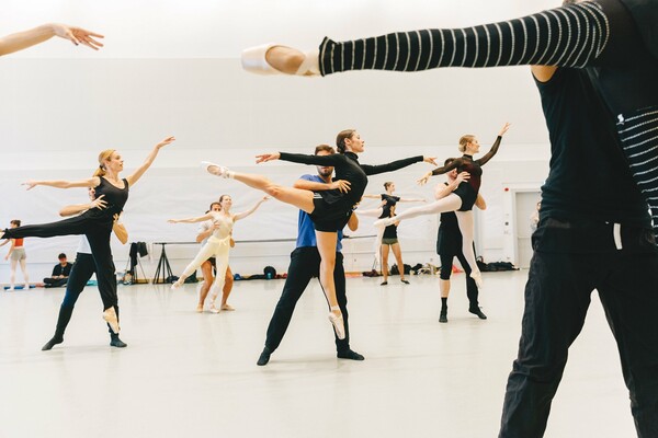 Πώς ο Κωνσταντίνος Ρήγος προσπαθεί ν' αλλάξει το μπαλέτο της Λυρικής Σκηνής