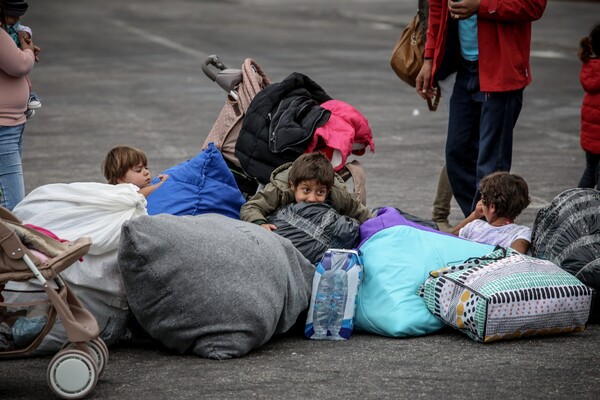 «Kάντε κάτι, ο χειμώνας έρχεται» - SOS από ΟΗΕ για τους πρόσφυγες σε Λέσβο και Σάμo