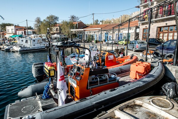 Με οδηγούς τους Γιατρούς Χωρίς Σύνορα στη Λέσβο