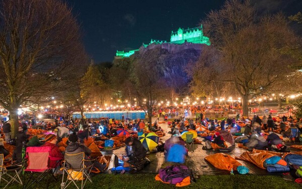 Χιλιάδες Σκωτσέζοι θα κοιμηθούν στα πάρκα το βράδυ της 8ης Δεκεμβρίου