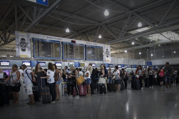 Ιστορικό ρεκόρ για τα αεροδρόμια της Ελλάδας