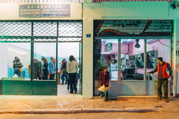 Η ομάδα Αστικά Μοτίβα μας καλεί σε μια ιδιαίτερη χαρτογράφηση της πλατείας Θεάτρου