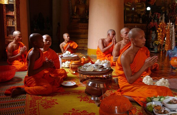 Twominutes Angie: H Πρωτοχρονιά μου στη Σεούλ με έρωτα, βουδιστές μοναχούς και πολύ σκόρδο