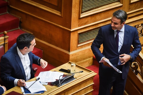 Δημοσκόπηση: Προβάδισμα 5,3% της ΝΔ έναντι του ΣΥΡΙΖΑ