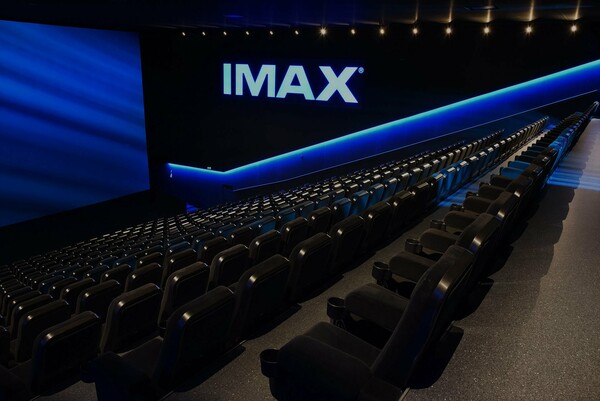 H πρώτη κινηματογραφική αίθουσα IMAX ανοίγει την Παρασκευή στην Ελλάδα