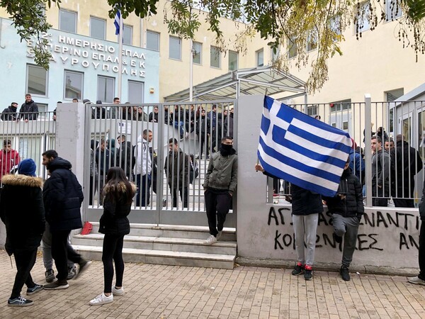 Μαθητική διαδήλωση στη Θεσσαλονίκη για τη Μακεδονία- Καταλήψεις σχολείων στη βόρεια Ελλάδα