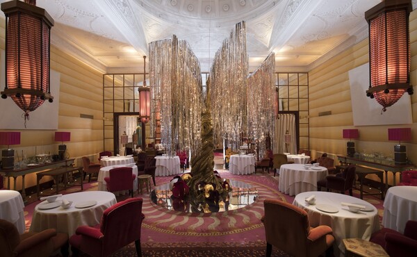 Χριστούγεννα στο Sketch - Αποκαλύφθηκε η εντυπωσιακή διακόσμηση του διάσημου βρετανικού εστιατορίου