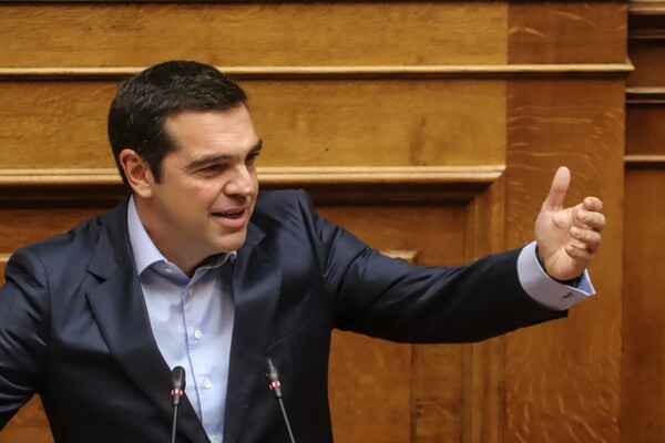Τσίπρας: Η αντιπολίτευση διέλυσε τη μεσαία τάξη