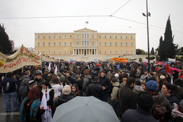Βία, σεξισμός, εκμετάλλευση: Οι Ελληνίδες φεμινίστριες διεκδικούν ισότητα