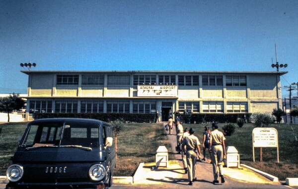 Η Γλυφάδα το 1970 μέσα από το φακό ενός ξένου ταξιδιώτη