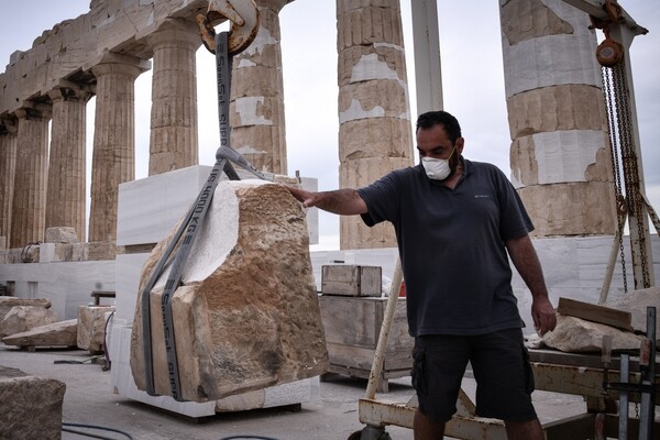 Η αποκατάσταση του Παρθενώνα - Εντυπωσιακές φωτογραφίες από τις εργασίες στην Ακρόπολη