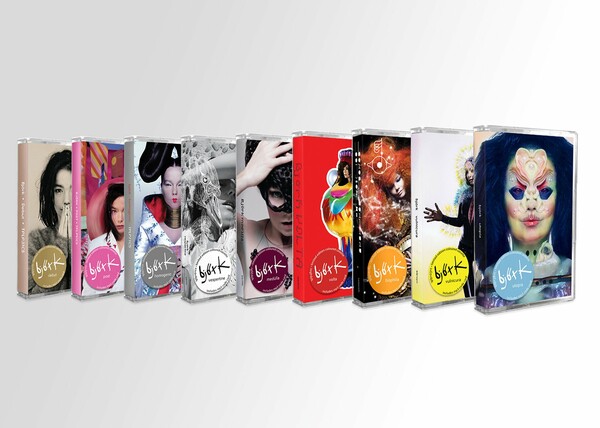Σε χρωματιστές κασέτες θα κυκλοφορήσει τους δίσκους της η Björk