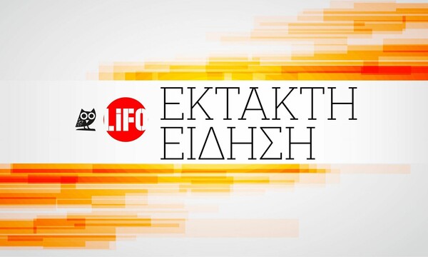 Συναγερμός στα Εξάρχεια - Νεαρός άντρας απειλεί να αυτοκτονήσει