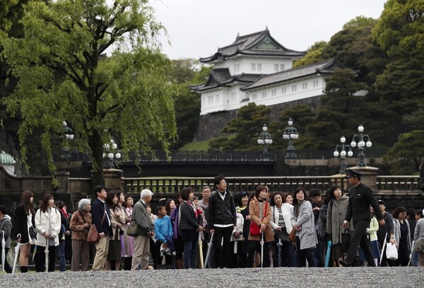 Ιαπωνία: Ο αυτοκράτορας παραιτήθηκε σε μια τελετή με υψηλό συμβολισμό