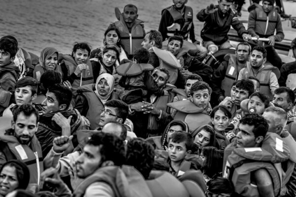 Τα προσφυγόπουλα, μέσα απ' τον φακό του Σταύρου Χαμπάκη, στο ιταλικό Festival dell' Aurora