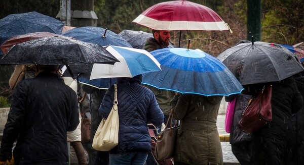 Κακοκαιρία με βροχές και πτώση της θερμοκρασίας