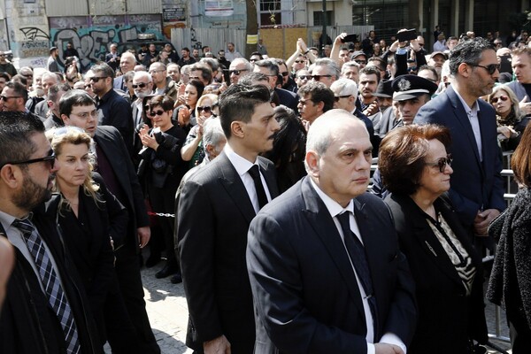 Κηδεία Θανάση Γιαννακόπουλου: Παυλόπουλος, Τσίπρας, αθλητές, φίλοι και αντίπαλοι στο τελευταίο αντίο