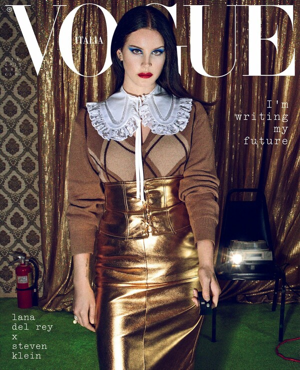 Η Lana del Rey στο εξώφυλλο της Vogue