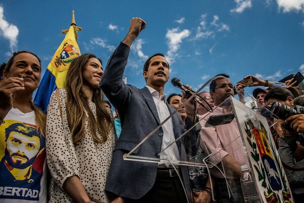Γκουαϊδό: Διαπραγματεύσεις μόνο αν φύγει ο Μαδούρο - Νέες διαδηλώσεις σήμερα