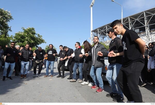 Μέσα σε κλίμα αποθέωσης η άφιξη του ΠΑΟΚ στην Τούμπα