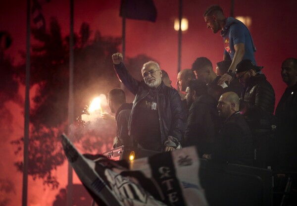 Κάηκε η Θεσσαλονίκη για τον ΠΑΟΚ: Ολονύχτιο πάρτι και αποθέωση για το πρωτάθλημα