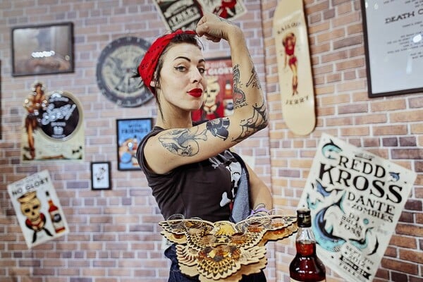 Ο αγαπημένος "ναυτικός" Sailor Jerry έδωσε το παρών ξανά στο φετινό International Athens Tattoo Convention