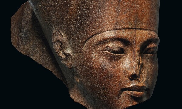 Ο οίκος Christie's βγάζει πανάρχαιο και πιθανότατα κλεμμένο άγαλμα του Τουταγχαμών «στο σφυρί»