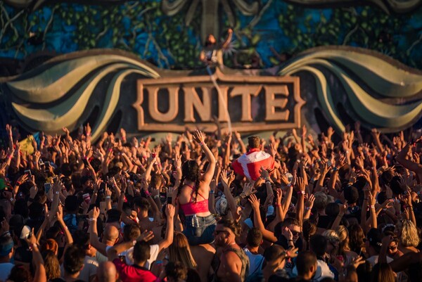O Armin Van Buuren ζωντανά στην Αθήνα, στο Unite With Tomorrowland Athens